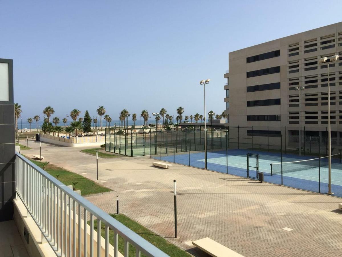 Apartamento Lujo, Primera Linea Playa, Garaje, Wifi, Piscina Climatizada Рокетас-де-Мар Экстерьер фото